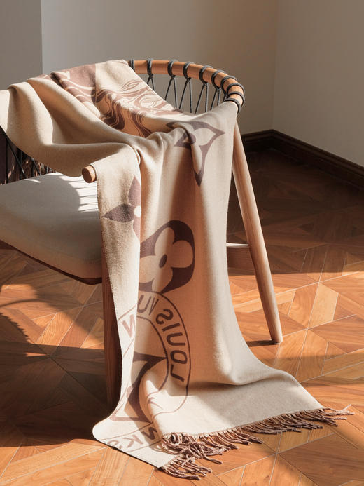 WJ26-LOUIS VUITTON Monogram 花卉图案 绵羊毛 绒线围巾 女款 黑色（QZ*MM） 商品图6