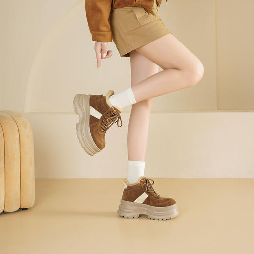 Westory2025年冬季绒面厚底保暖高帮靴休闲大地色系超轻增高短靴W25DS86151 商品图3