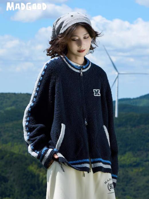 马得工地/MDGDMY243199/棒球领学院风毛衣开衫 商品图0