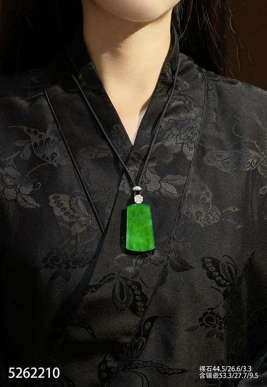 艳绿无事牌吊坠【5262210】具体价格微信咨询 商品图4