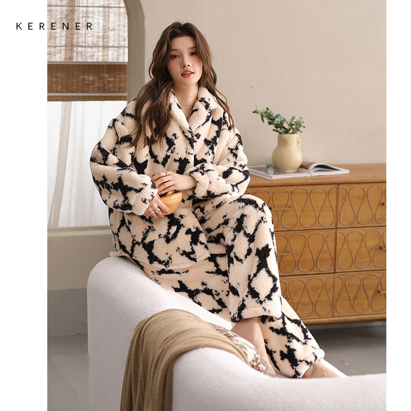 可人儿原创冬季舒棉绒女士睡衣韩系加厚保暖可外穿珊瑚绒家居服