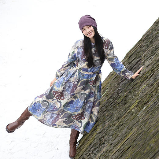 绽放764朵/新款文艺9*9雨露麻复古印花圆领秋冬百搭长袖连衣裙女 商品图2