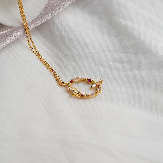 北京仓｜Girls Crew-Flutterfly Stone Initial-金色 蝴蝶与宝石 字母 项链［美国设计师］ 商品图6