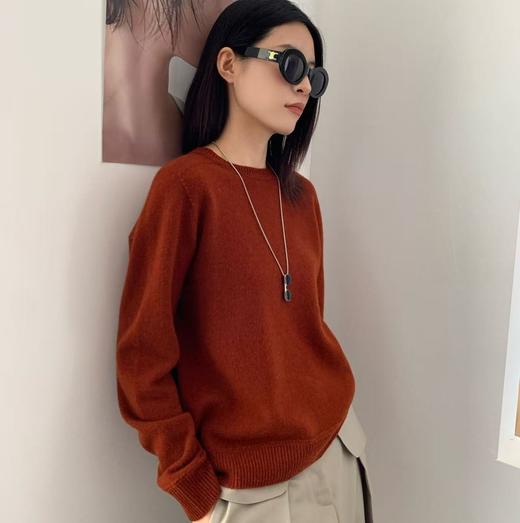 懂你/品就 粗纺圆领纯羊毛衫 商品图0