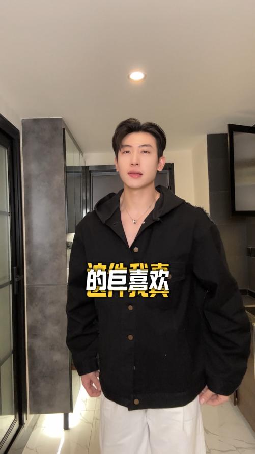 80149SDSA男士秋冬新款痞帅男装潮牌牛仔拼接连帽夹克外套百搭宽松时尚 商品图0