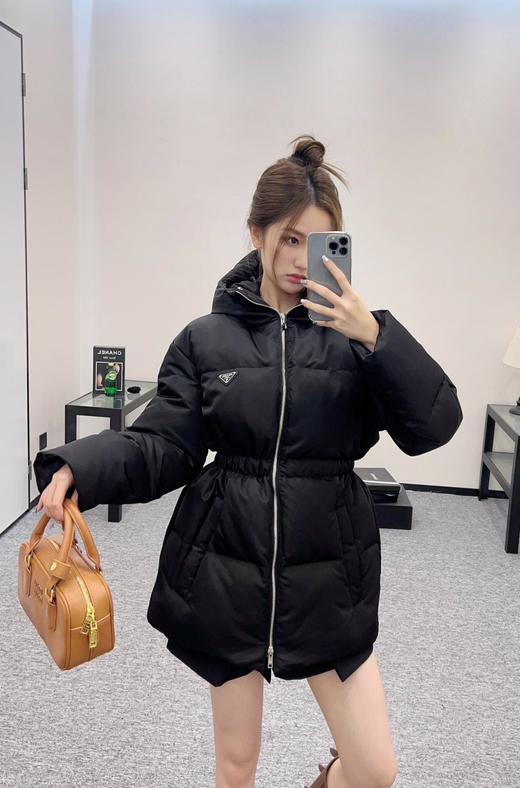 普拉达 连帽羽绒服（SS） 商品图0