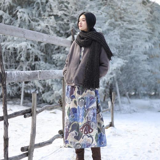 绽放764朵/新款文艺9*9雨露麻复古印花圆领秋冬百搭长袖连衣裙女 商品图3