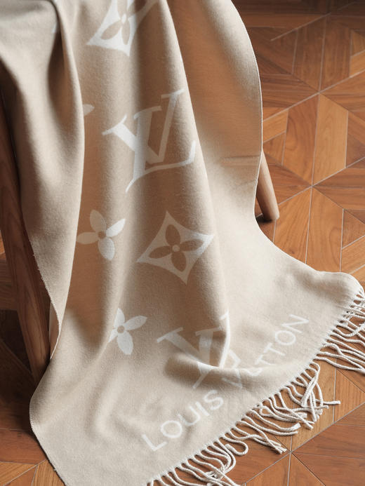 WJ27-𝐋𝐨𝐮𝐢𝐬 𝐕𝐮𝐢𝐭𝐭𝐨𝐧 24新版《REYKJAVIK 经典羊绒围巾》（QZ*MM） 商品图2