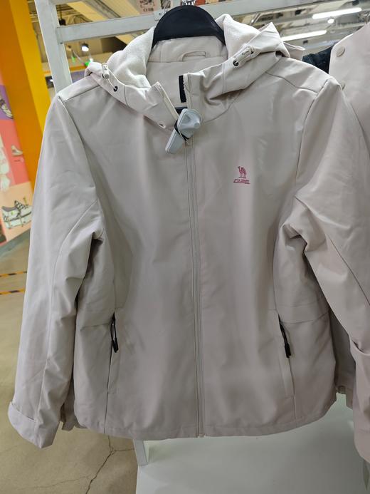 骆驼 149.9元 梭织加绒连帽外套 (线上线下同时在售不保证有货，活动款不退不换介意勿拍) 602064-TY 商品图0