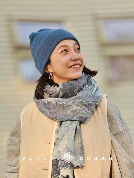 PETIT SCHAN小闪 ACC#044 Late Blue 后青花 羊绒小圈纱绢丝手工印染大披肩围巾 商品图1