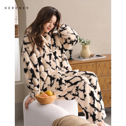 可人儿原创冬季舒棉绒女士睡衣韩系加厚保暖可外穿珊瑚绒家居服 商品图3