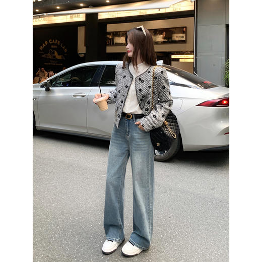 【269元任选2件】现货！成本巨贵，拍下包赚！黑色绣花小香风外套 商品图12