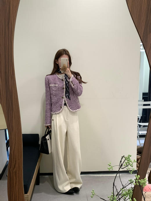 Read Nameless /巴尔曼米白色厚羊毛裤 2025/10/30 商品图12