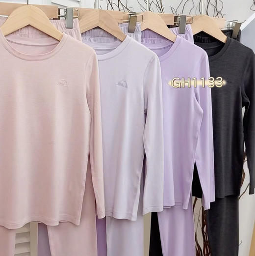 🔥怒推系列‼️超薄羊绒套装，66.5%(羊绒蛋白)28.5%莫代尔5%氨纶，非常适合爱出汗的孩子们。 商品图0