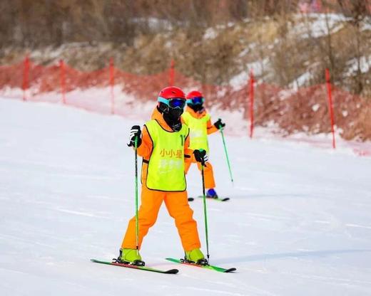 【滑雪营订金】6天5晚冰雪勇士滑雪营，可单飞可亲子 订金专拍 商品图0