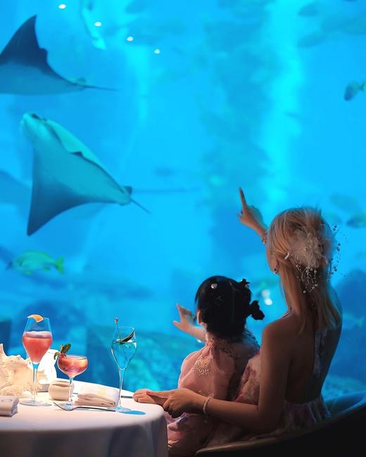 限时早鸟立减600【顶奢万宁5天4晚亲子营】1晚亚特兰蒂斯+2晚石梅湾艾美+1晚丽思卡尔顿！解密海南宝藏耍法，亚特嘉年华、冲浪、赶海、雨林桨板、椰子树跳水、咖啡手工…限100人 商品图1