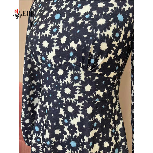 司歌针织弹力圆领长袖连衣裙收腰印花秋冬裙A881196 商品图1