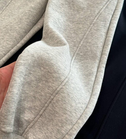 中大童款小马加绒运动束脚卫裤102503 商品图4