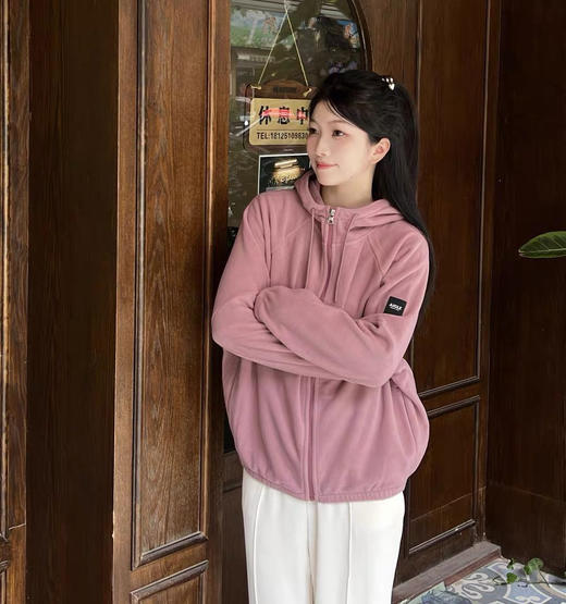 正品一批AIGLE艾高女士抓绒连帽外套102901 商品图1