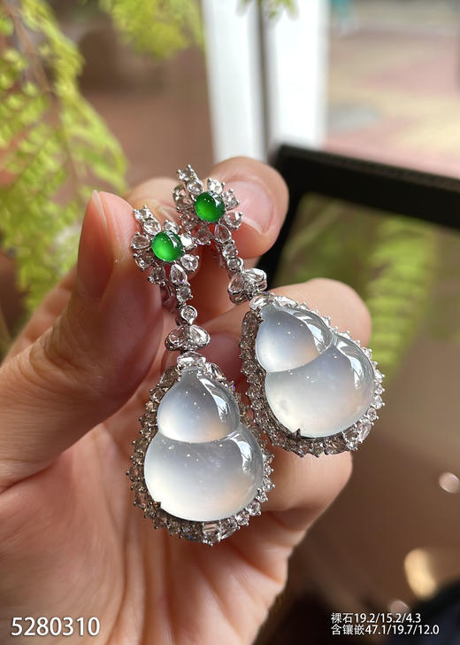5280310，葫芦耳坠。具体价格微信咨询 商品图3