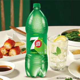 百事   七喜7UP 柠檬味和气泡(碳酸饮料) 2升/瓶