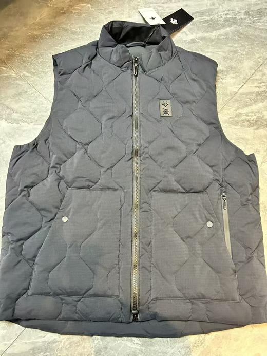 DST家新款的马甲，数量少 商品图3