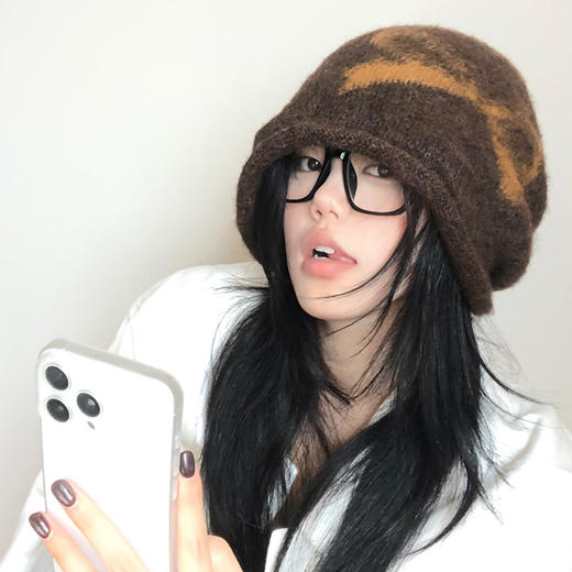 【韩系复古❗️蝴蝶结堆堆针织冷帽】复古百搭秒变软萌女孩，保暖护耳不怕冻，随意调整帽子形状，打造不拘一格的慵懒时尚感，冷帽女秋冬保暖防寒护耳包头帽子QQ 商品图3