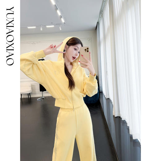 余潇潇【猫咪派对】加绒连帽双拉链卫衣外套&高腰阔腿裤运动套装 商品图3