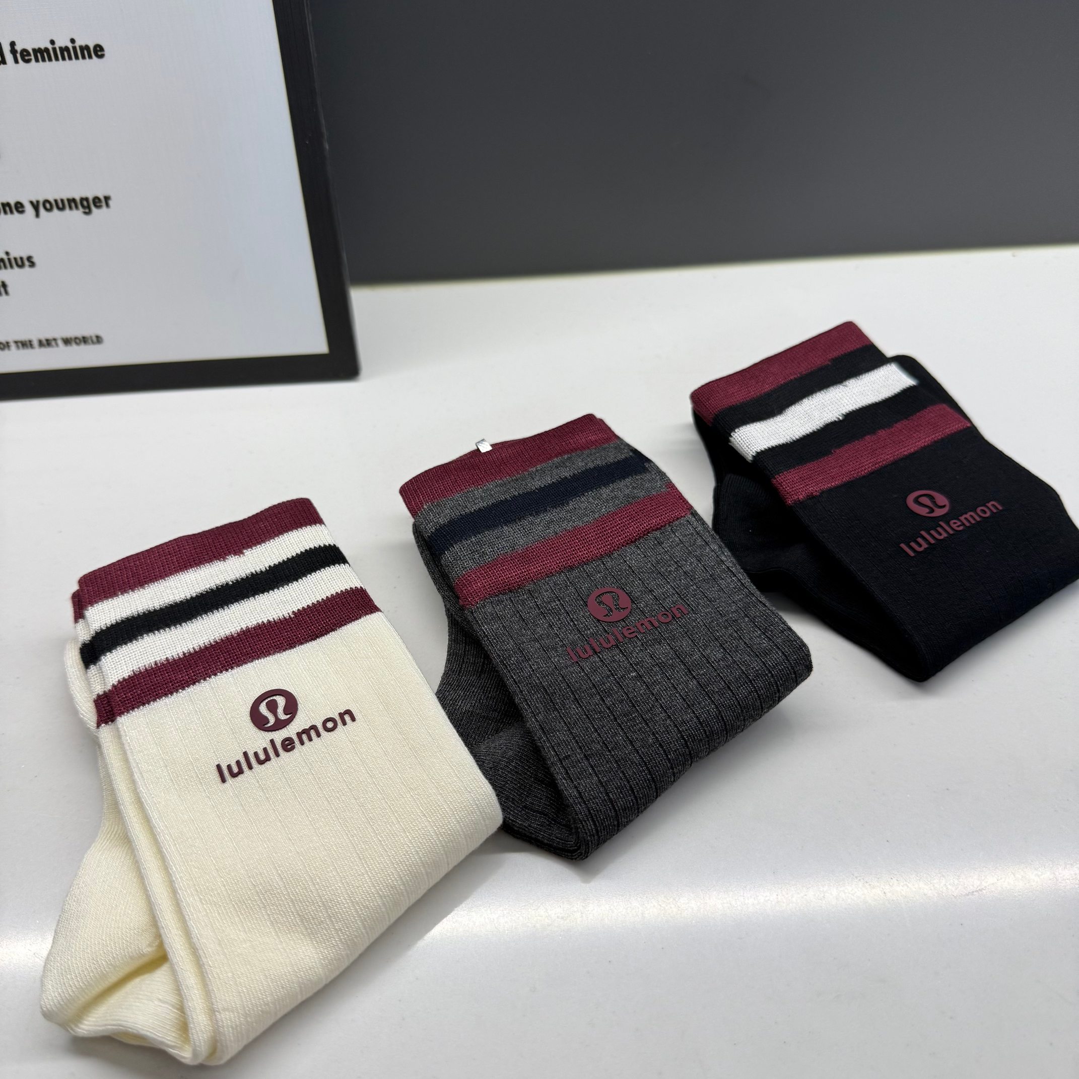 lulu长袜潮袜时尚百搭🔥新款四季新款长筒纯棉袜子！3双装！男女同款四季款