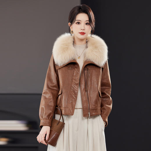 TC23627兔毛里层外套女短款2025秋冬季新品皮衣皮草狐狸毛大毛领韩版时髦 商品图0