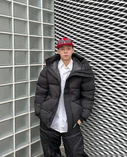 蒙口Moncler 秋冬经典款 黑武士系列Madeira 羽绒服（EJ） 商品图2