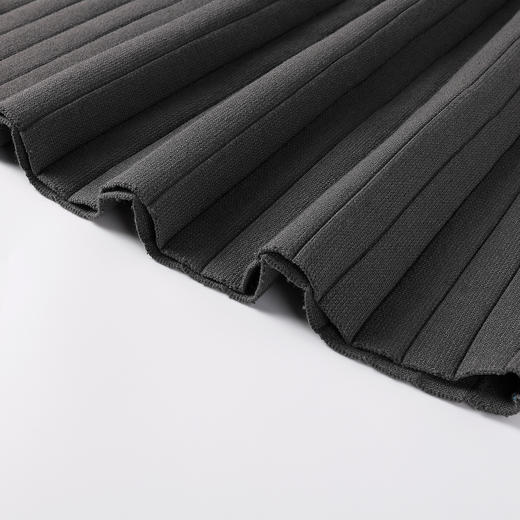 奢姿大码女装2025秋季胖妹妹时尚红色镶边设计开衫吊带裙两件套装9853953650 商品图4