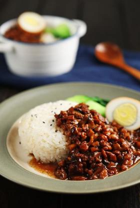 福运猪猪饭卤肉饭
