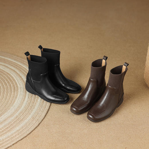 【预售5天】秋冬新款弹力坡跟内增高瘦瘦马丁靴法式复古油蜡胎牛皮飞织短靴LD&7518 商品图2