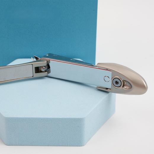 【632推荐】上海中心马口铁盒指甲钳套装 商品图3