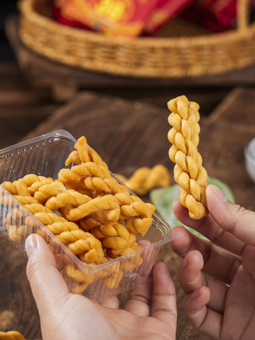 鸡内金山药麻花，酥酥脆脆，不油腻。麻花酥脆，运输过程中可能会有碎的概率