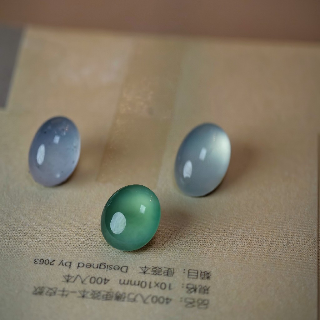 三颗翡翠戒面（每颗特价）