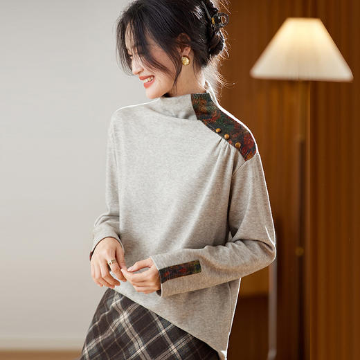 SC79-1075-128 2025冬季新款毛衣短款好看小衫半高领设计感拼色打底衫保暖上衣女 商品图2