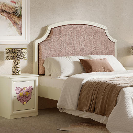 喜梦宝粉红豹1.5M床松木桦木框架摇粒绒软包次卧舒适床 商品图3