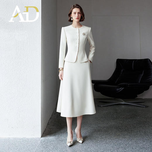 AD秋装女2024年新款时尚套装年轻洋气减龄正装白色职业装西装伞裙 商品图2
