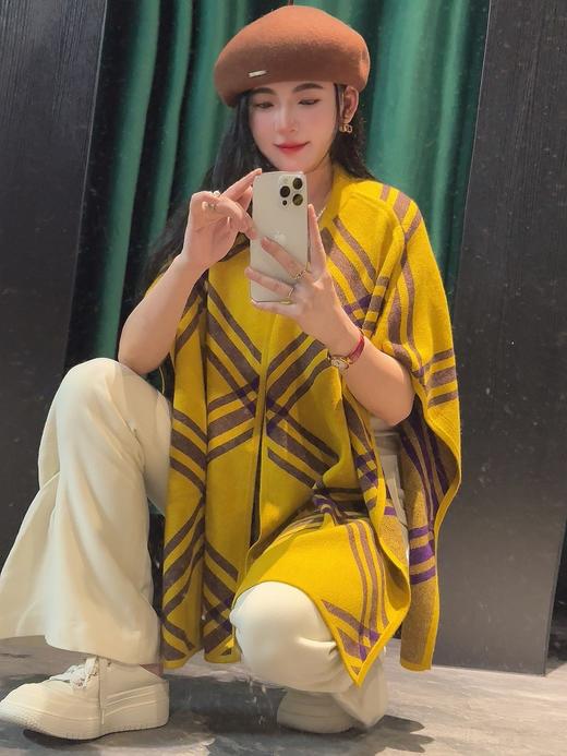 巴家女士格纹羊毛披肩斗篷 商品图6