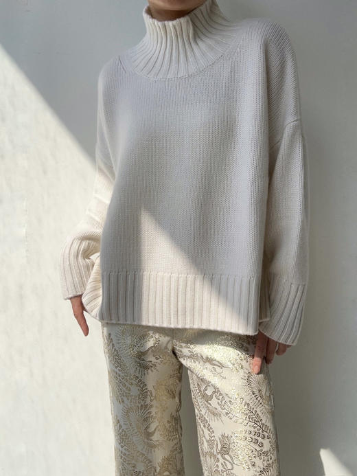 Puree｜#1969 Cocoon Sweater High Neck 羊绒高领茧型厚毛衣 [  白 / 黑  ] 商品图2