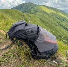 【驴友好评】200+实现千元级配置，轻量背负！22L巨能装！！