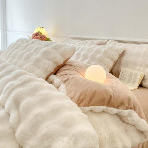 秋冬【🔥升级加厚款！A类母婴级！】A类兔兔绒牛奶绒四件套 兔毛绒冬季加厚保暖獭兔绒珊瑚绒法兰绒四件套 商品图9