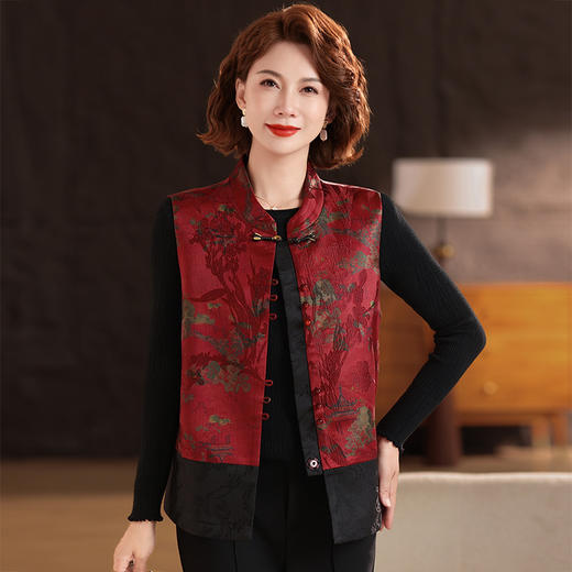 中老年女妈妈装秋冬新款时尚马甲女洋气减龄显瘦开衫马夹衣服 商品图1