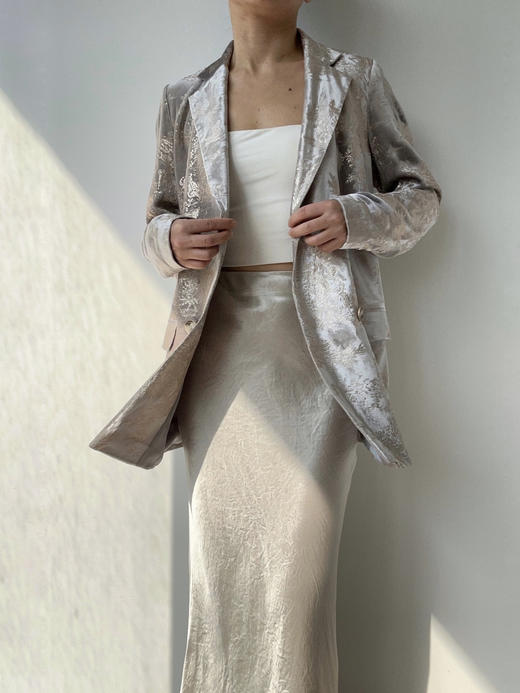 TU｜C05AW24-SK05-GY23 银灰醋酸斜纹超长款鱼尾裙【长版 / 短版】 商品图4