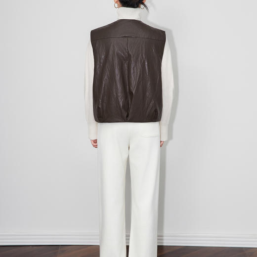 「高货wl」全新升级【铂金会员367/天猫499/差价132】(04425)洛诗琳2025秋冬老钱风蛋白皮PU轻薄白鸭绒羽绒服马甲外套 商品图2