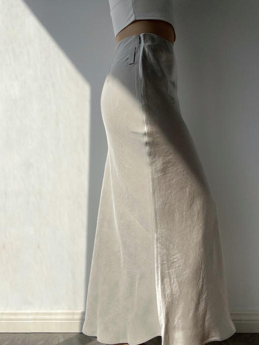 TU｜C05AW24-SK05-GY23 银灰醋酸斜纹超长款鱼尾裙【长版 / 短版】 商品图1