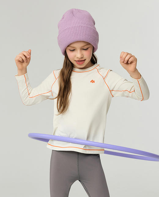 【春上新】8楼爱慕儿童Aimer Kids女孩软壳衣轻暖圆领上衣AK381K091，吊牌价289元 商品图2