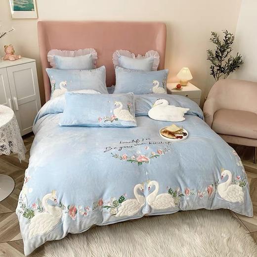 【高克重丽棉绒四件套（牛奶绒升级版） 】✅甄选高克重牛奶绒面料更软糯 进口重工刺绣工艺 寒冷的冬天想要睡的好 床上必定要有它。-RJYL 商品图1